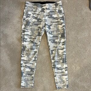 Coco + Carmen White Garment